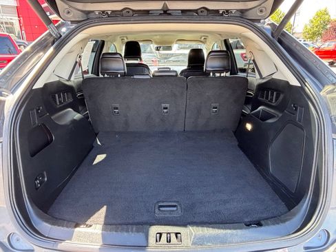 Used 2022 Ford Edge Titanium AWD/4WD image 10