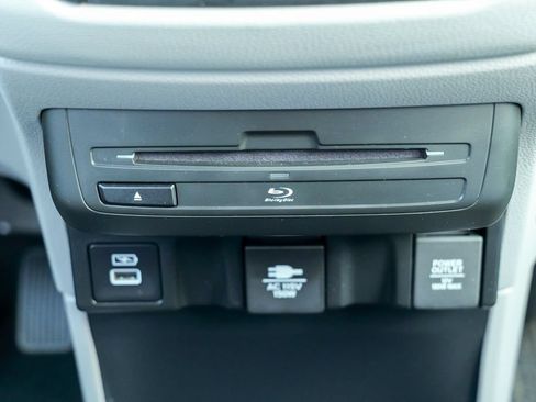 Used 2023 Honda Odyssey Elite image 53