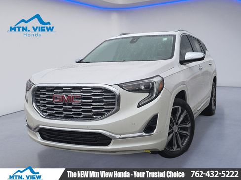 Used 2020 GMC Terrain Denali w/ Denali Premium Package image 1