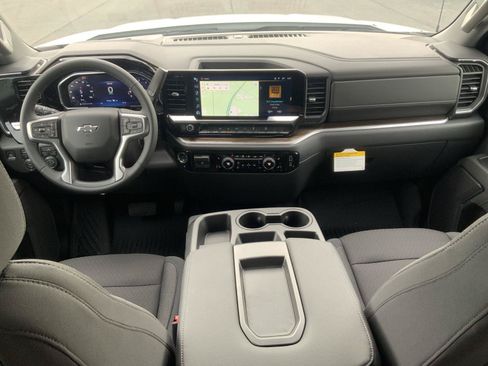 New 2026 Chevrolet Silverado 1500 RST w/ Z71 Off-Road Package AWD/4WD image 47