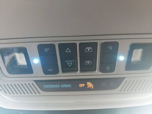 Used 2022 Ford Explorer Limited w/ Equipment Group 301A AWD/4WD image 31