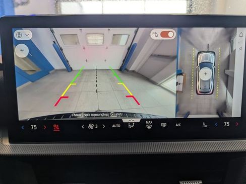 Used 2025 Ford Explorer ST-Line image 27