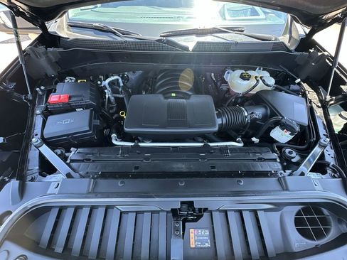 Used 2025 Chevrolet Silverado 1500 LTZ w/ LTZ Premium Package AWD/4WD image 36