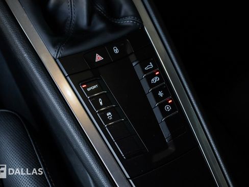 Used 2017 Porsche 911 Carrera 4S AWD/4WD image 31