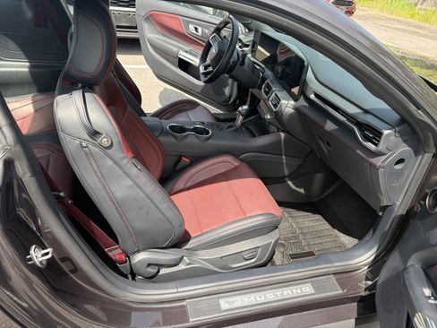 Used 2024 Ford Mustang GT Premium RWD image 7