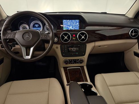 Used 2015 Mercedes-Benz GLK 350 4MATIC image 27