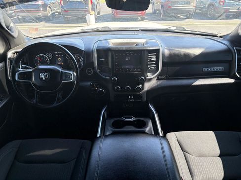 Used 2021 RAM 1500 Big Horn AWD/4WD image 11