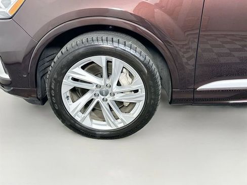 Used 2020 Audi Q7 3.0T Premium Plus AWD/4WD image 38