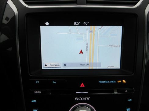 Used 2018 Ford Explorer Limited w/ Class II Trailer Tow Package image 35