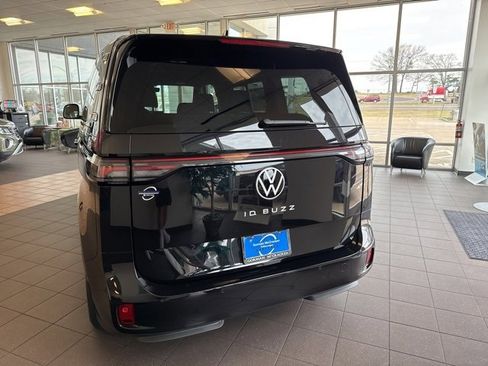 New 2025 Volkswagen ID. Buzz Pro S image 6