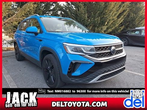 Used 2022 Volkswagen Taos SEL w/ Panoramic Sunroof Package image 1