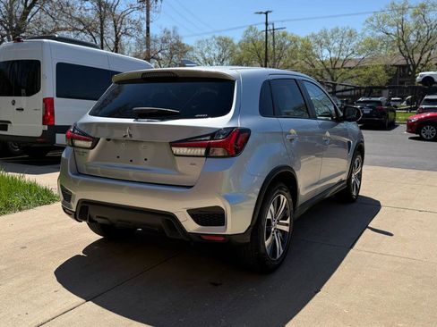 Used 2025 Mitsubishi Outlander Sport ES image 7