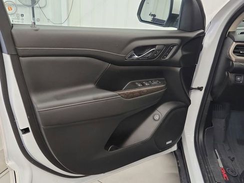 Used 2023 GMC Acadia Denali image 33