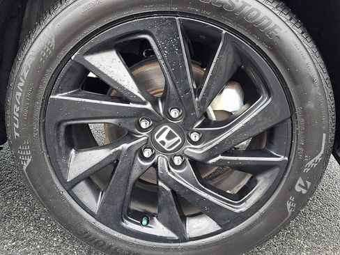 Certified 2022 Honda HR-V Sport image 8