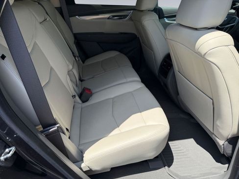 Certified 2023 Cadillac XT5 Premium Luxury w/ LPO, Floor Liner Package AWD/4WD image 18