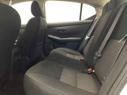 Used 2024 Nissan Sentra SV FWD image 18