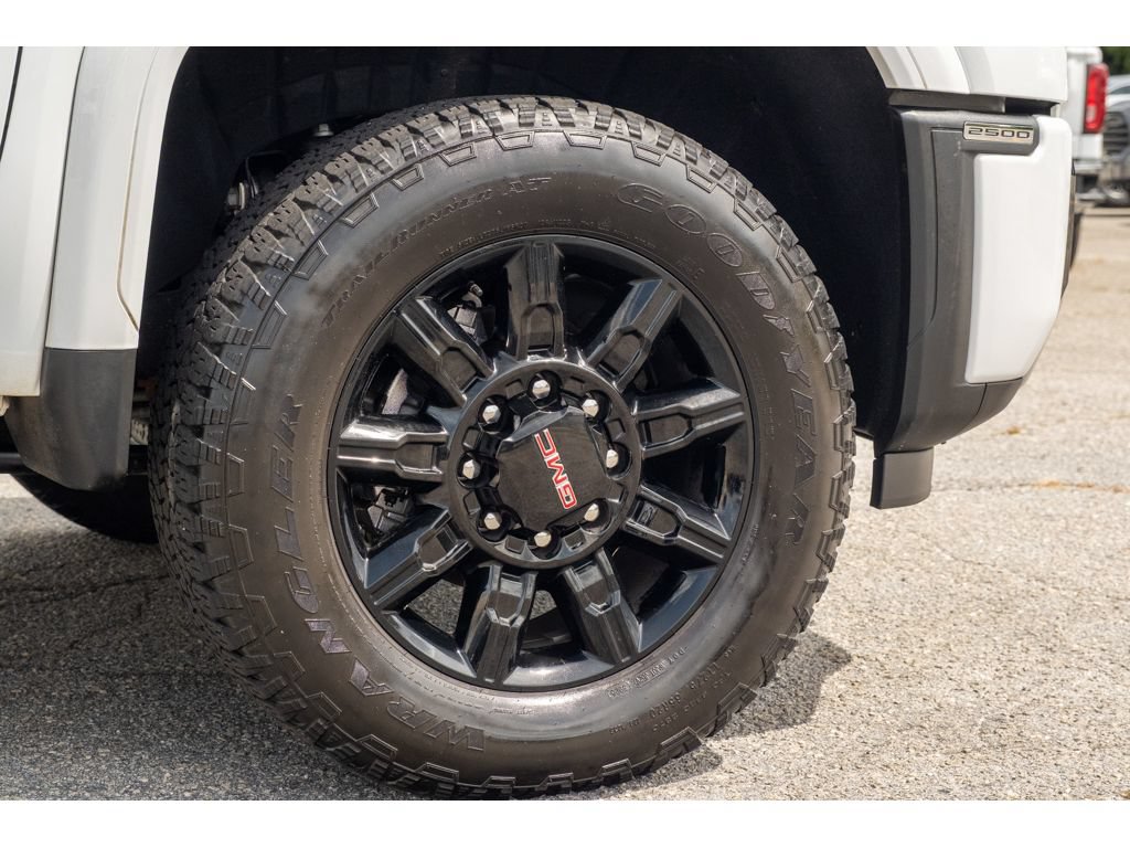 Used 2026 GMC Sierra 2500 AT4 AWD/4WD image 10