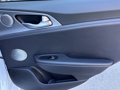 Used 2020 Kia Stinger GT1 image 33