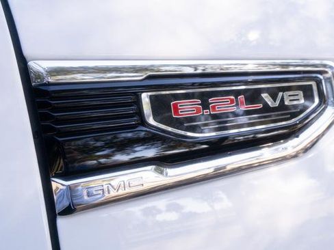 Used 2022 GMC Sierra 1500 SLT w/ SLT Premium Package image 44