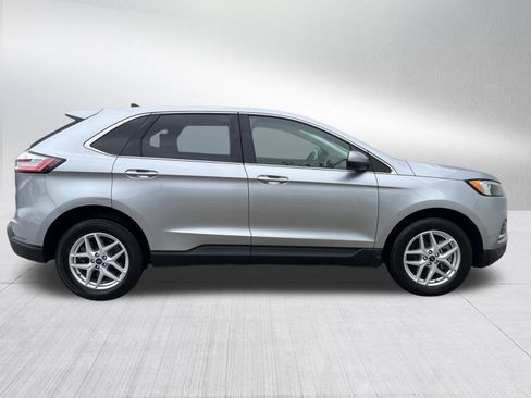 Used 2022 Ford Edge SEL AWD/4WD image 5