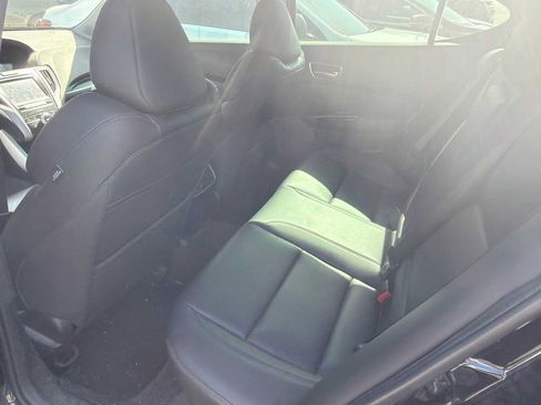 Used 2018 Acura TLX FWD image 19
