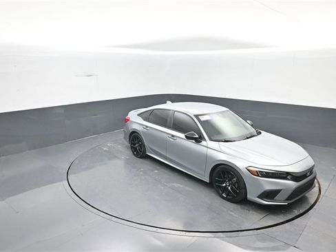 Used 2024 Honda Civic Sport image 15