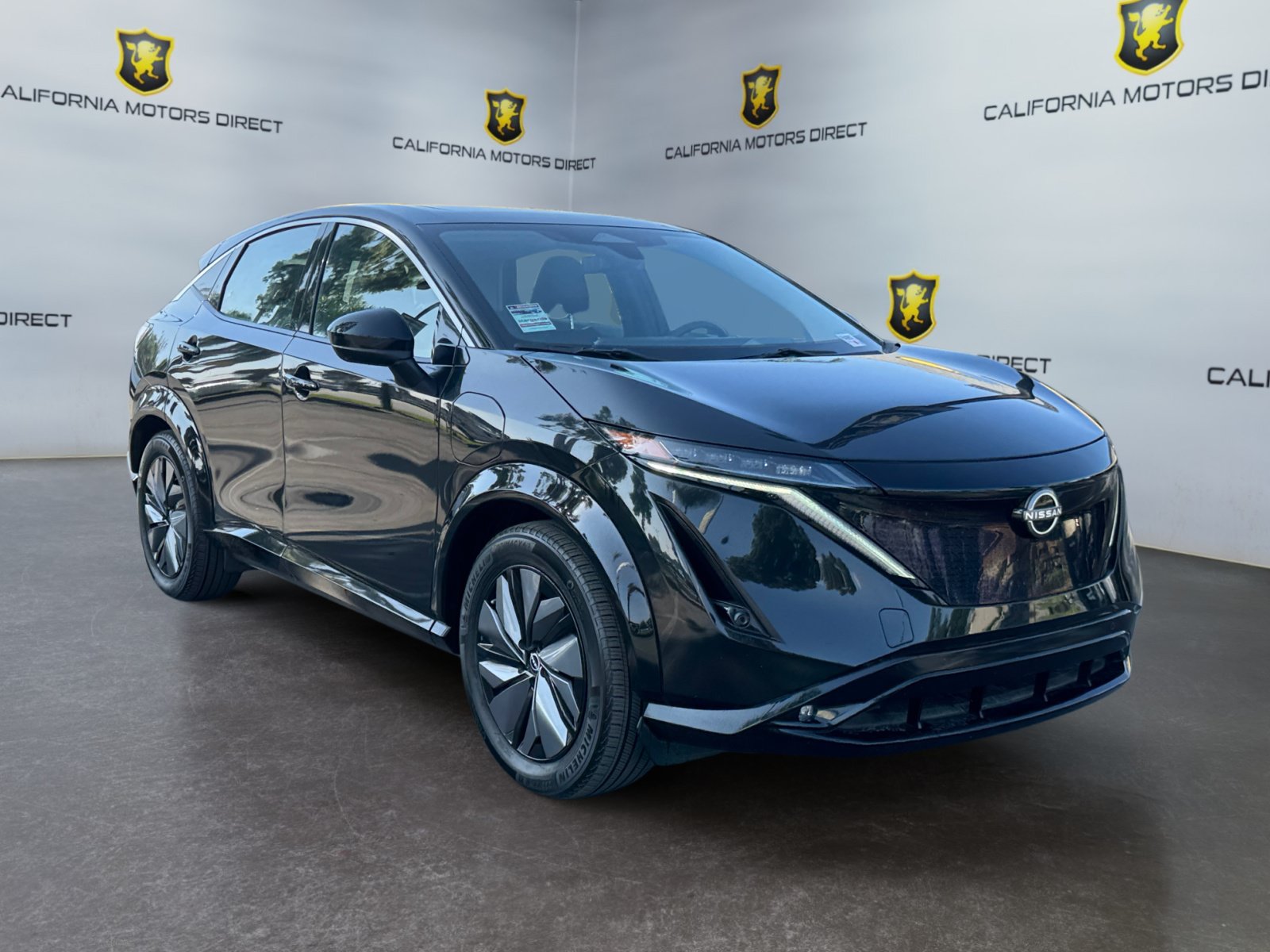 Used 2023 Nissan Ariya FWD image 7