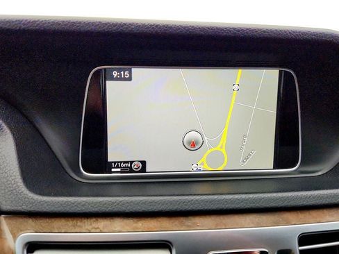 Used 2016 Mercedes-Benz E 350 Sedan image 19