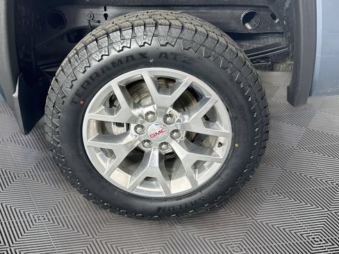 Used 2016 GMC Sierra 1500 SLT w/ SLT Premium Package AWD/4WD image 29