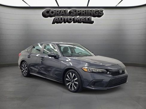 Used 2023 Honda Civic EX image 1