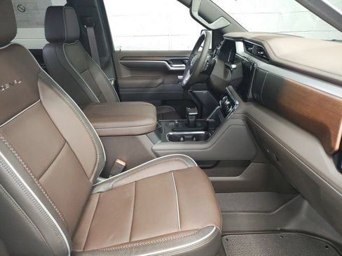 New 2026 GMC Sierra 1500 Denali AWD/4WD image 7