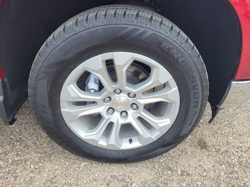 Used 2023 Chevrolet Silverado 1500 LTZ w/ Z71 Off-Road Package AWD/4WD image 18