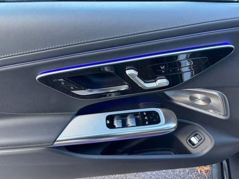 New 2026 Mercedes-Benz CLE 300 4MATIC Cabriolet image 9