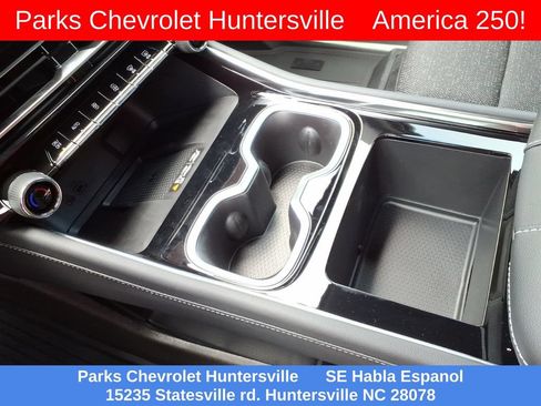 New 2026 Chevrolet Traverse LT w/ Driver Confidence Package FWD image 8