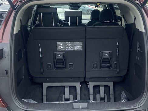 New 2026 Kia Carnival SX image 8