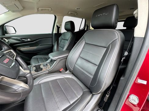 Used 2021 GMC Acadia Denali w/ Trailering Package image 20