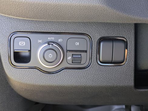 New 2025 Mercedes-Benz Sprinter 2500 image 24