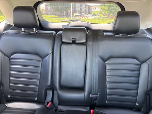 Used 2023 Ford Edge SEL AWD/4WD image 32