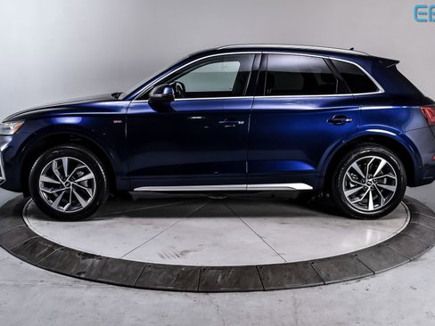 Used 2022 Audi Q5 2.0T Premium Plus w/ Premium Plus Package image 3