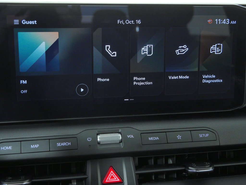 Used 2025 Kia K4 FWD image 32