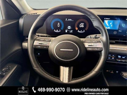 Used 2025 Hyundai Kona SEL image 13
