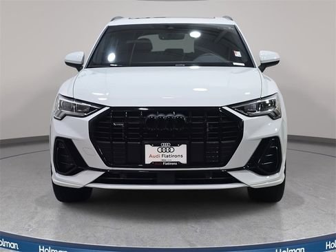 Certified 2025 Audi Q3 2.0T Premium w/ Convenience Package image 2