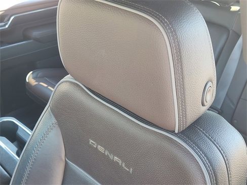 Used 2024 GMC Sierra 2500 Denali w/ Denali Reserve Package image 16