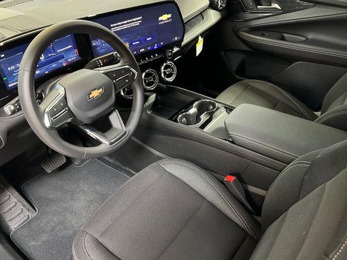 Used 2026 Chevrolet Blazer EV LT FWD image 10