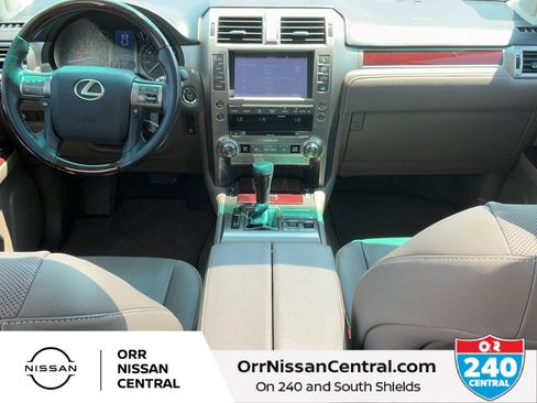 Used 2019 Lexus GX 460 Premium AWD/4WD image 15