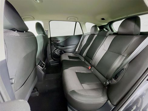 Used 2025 Subaru Outback Premium AWD/4WD image 16