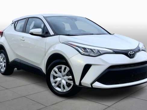 Used 2021 Toyota C-HR LE image 2
