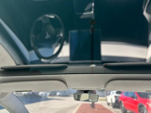 Used 2021 Tesla Model 3 Standard Range Plus image 21