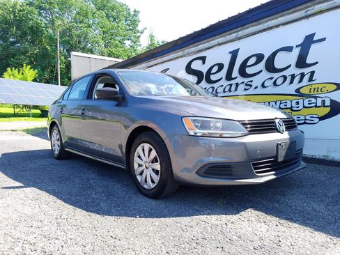 Used 2014 Volkswagen Jetta S FWD image 1