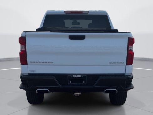 Used 2025 Chevrolet Silverado 1500 Custom Trail Boss AWD/4WD image 4